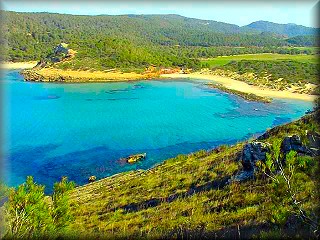 La playa virgen de Algallarens en la ANEI de La Vall, Ciudadela de Menorca  es de un belle especial
